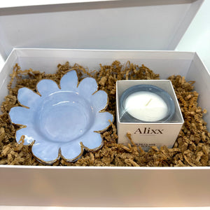 Periwinkle Petal Dish with Alixx candle