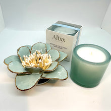 Load image into Gallery viewer, Seabreeze Matchstick Votive with Alixx Candle
