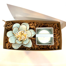 Load image into Gallery viewer, Seabreeze Matchstick Votive with Alixx Candle
