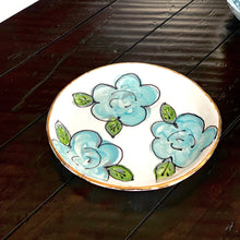 Load image into Gallery viewer, Blue floral plate 7”
